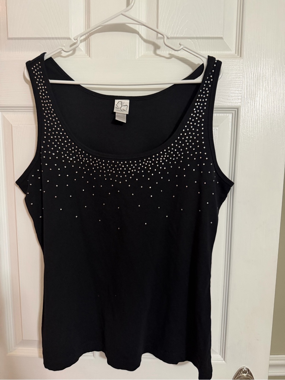 Scoop Neck Black Embellished Tank Top- 18/20w,
Rhinestones- stretchy